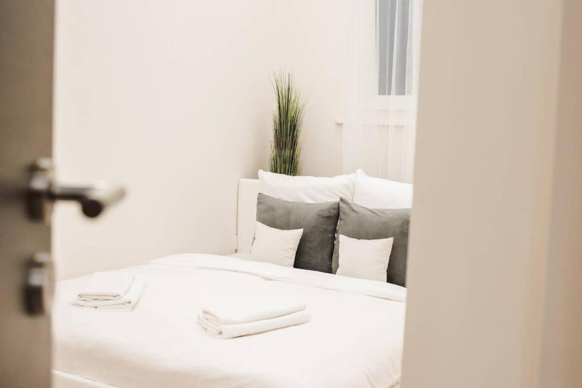 New Luxury Apartment In The Center With A/C Budapest Exterior foto
